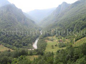 Durmitor, pogled sa vidikovca na reku Taru